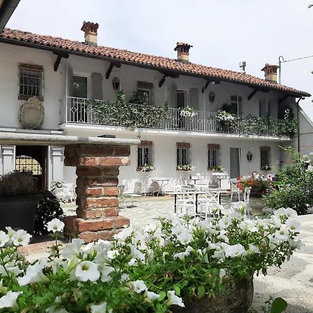 Antica Villa Cuneo- Guest House - "B&B E Non Un Hotel A Cuneo" Bagian luar foto