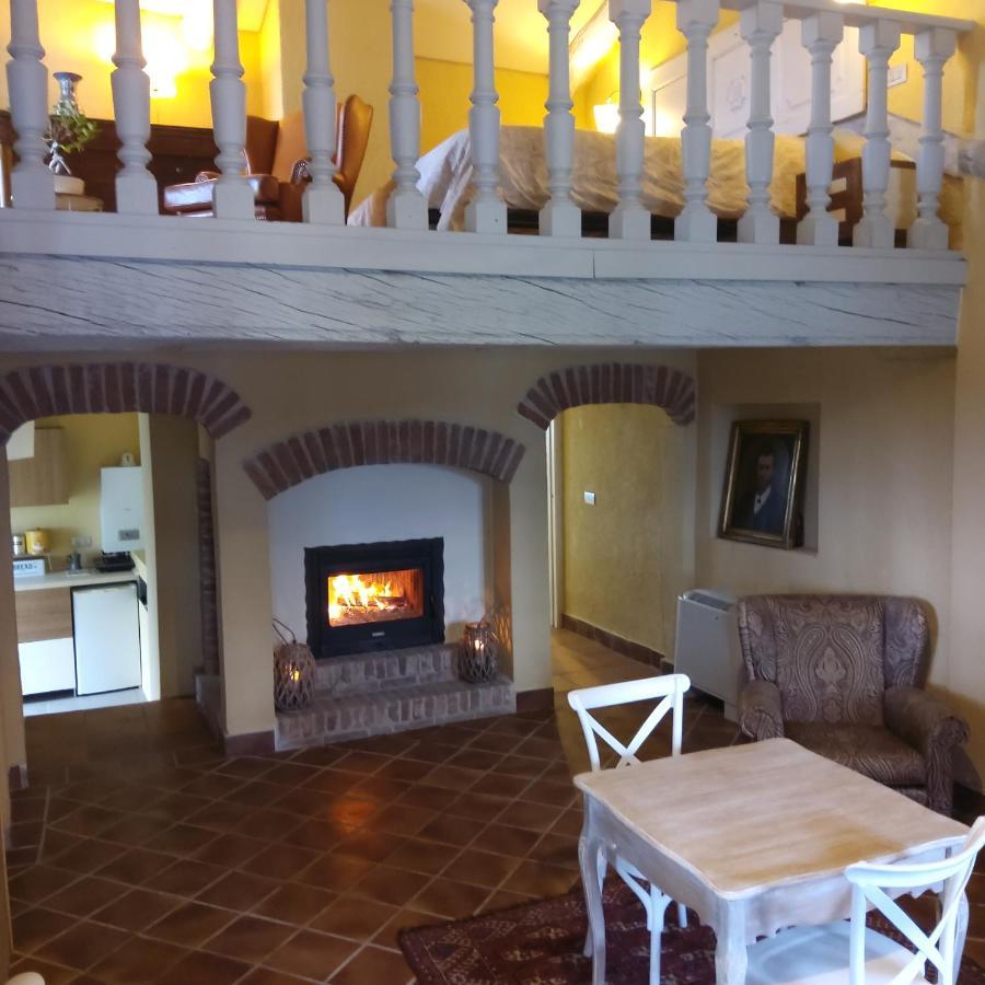 Antica Villa Cuneo- Guest House - "B&B E Non Un Hotel A Cuneo" Bagian luar foto