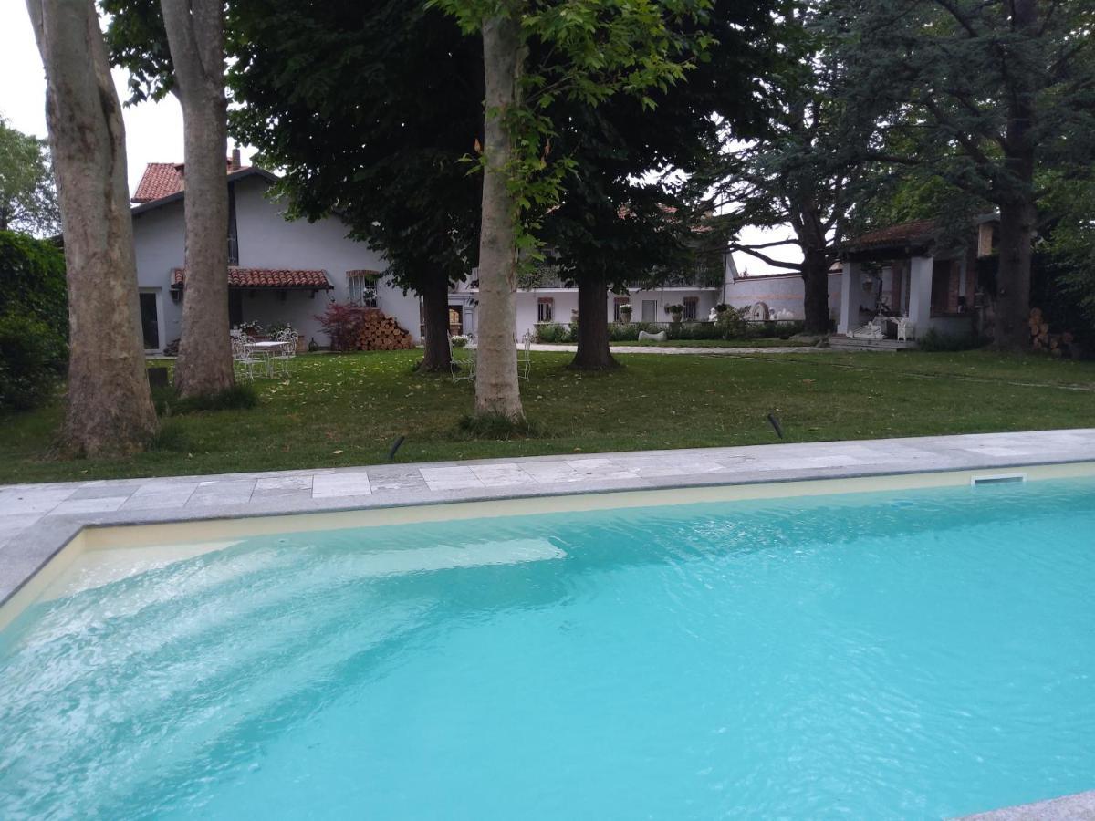 Antica Villa Cuneo- Guest House - "B&B E Non Un Hotel A Cuneo" Bagian luar foto