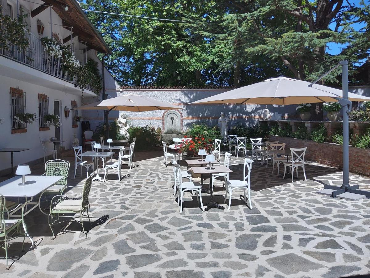 Antica Villa Cuneo- Guest House - "B&B E Non Un Hotel A Cuneo" Bagian luar foto