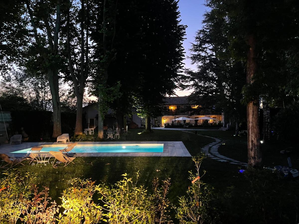 Antica Villa Cuneo- Guest House - "B&B E Non Un Hotel A Cuneo" Bagian luar foto