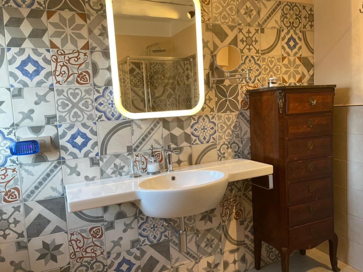 Antica Villa Cuneo- Guest House - "B&B E Non Un Hotel A Cuneo" Bagian luar foto
