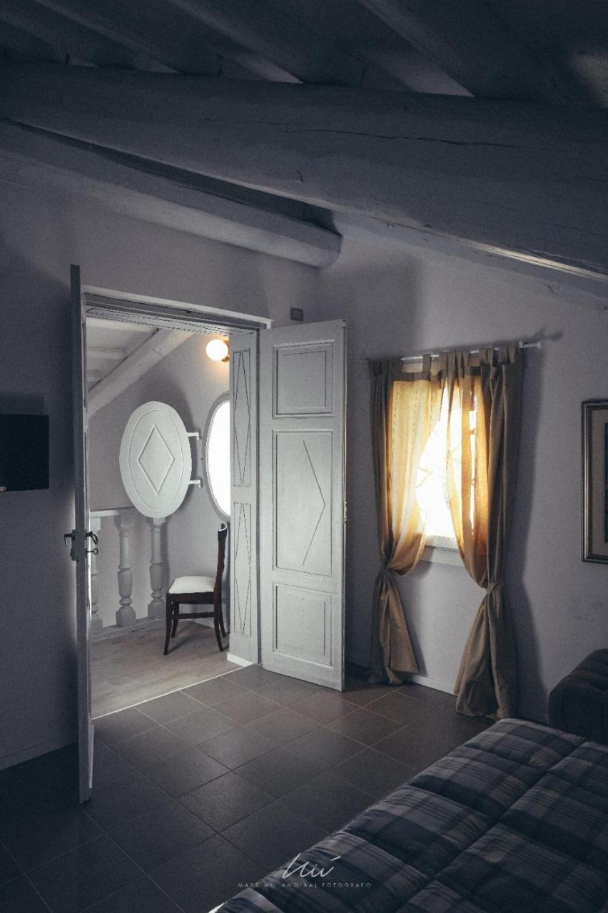 Antica Villa Cuneo- Guest House - "B&B E Non Un Hotel A Cuneo" Bagian luar foto