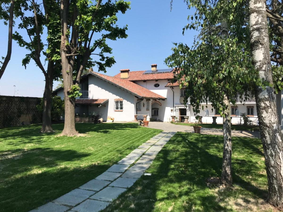 Antica Villa Cuneo- Guest House - "B&B E Non Un Hotel A Cuneo" Bagian luar foto
