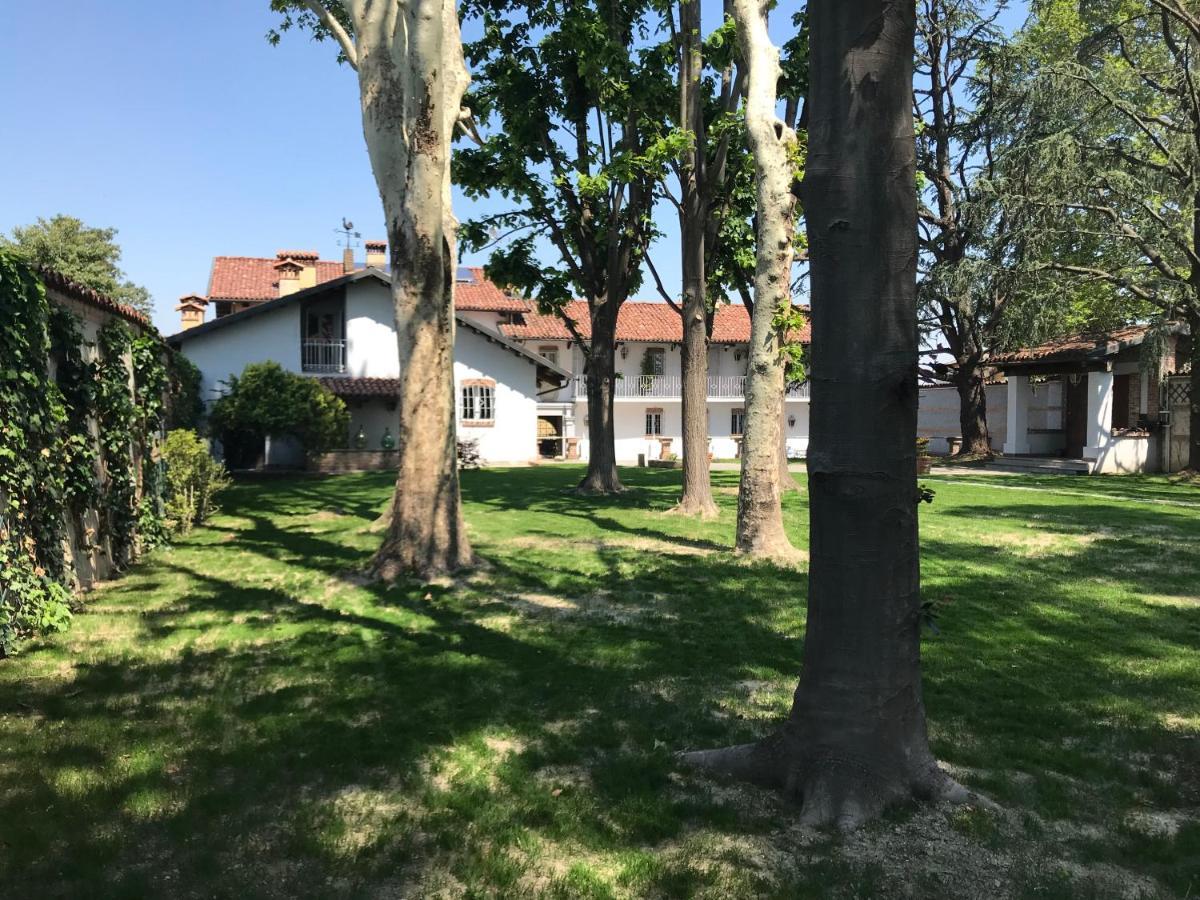 Antica Villa Cuneo- Guest House - "B&B E Non Un Hotel A Cuneo" Bagian luar foto
