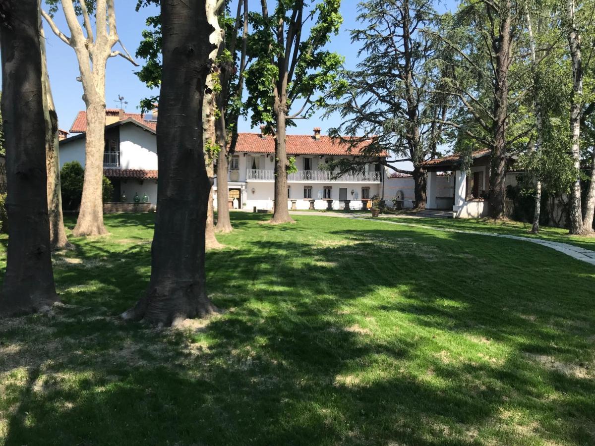 Antica Villa Cuneo- Guest House - "B&B E Non Un Hotel A Cuneo" Bagian luar foto